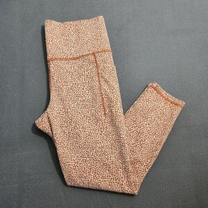 Athleta Women M Animal Print Salutation Stash II Textured Tight Yoga